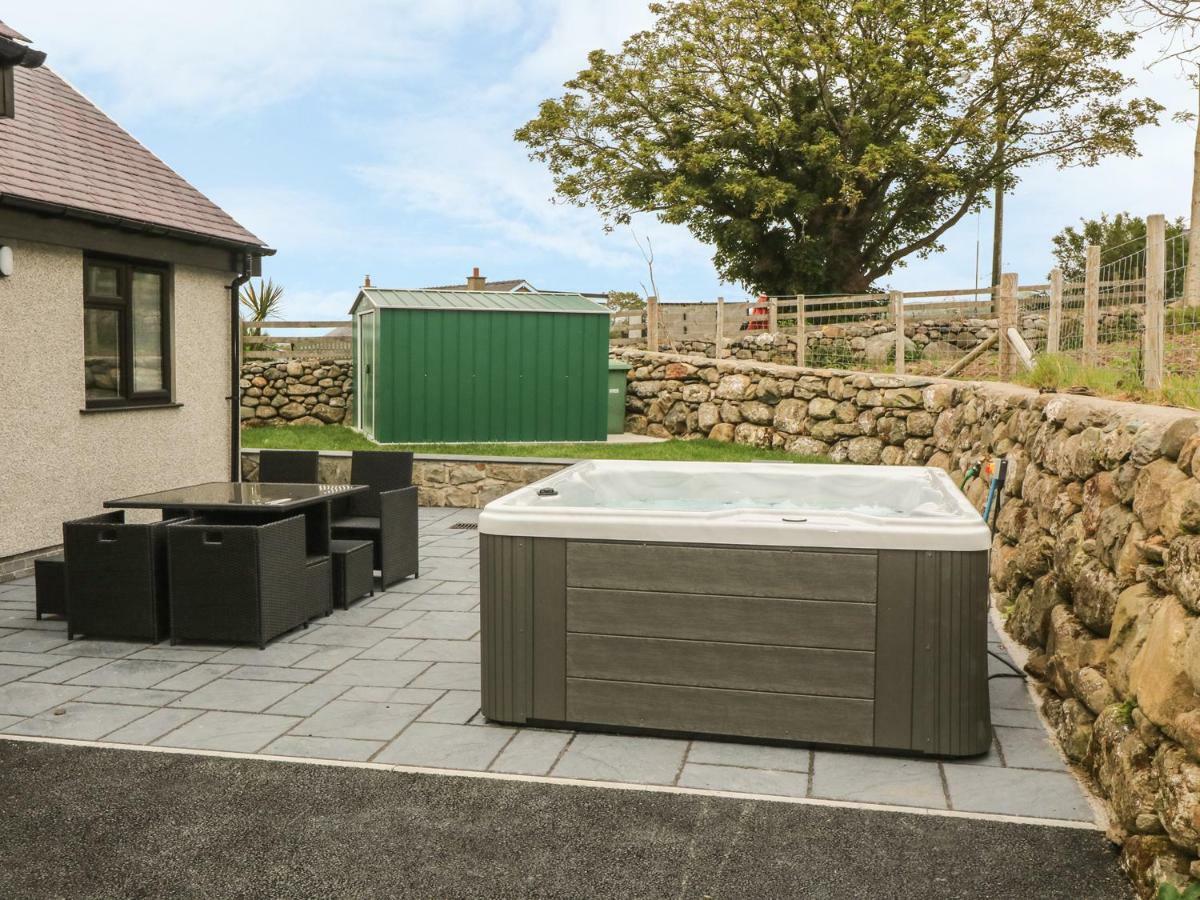 Llwyd Coed Canol Caernarfon Ngoại thất bức ảnh